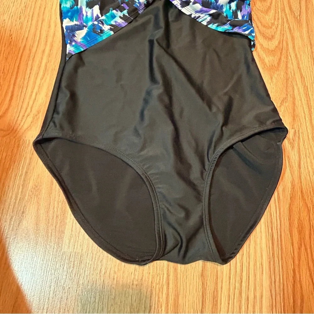 Beach Native one‎ piece swimsuit 10